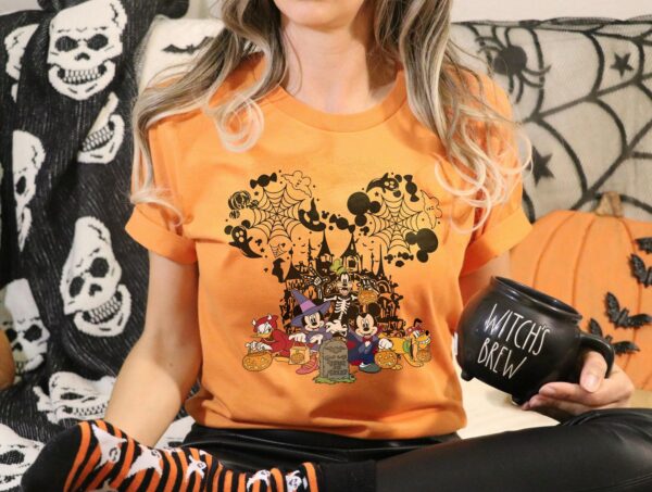 Vintage Mickey And Friends Walt Disney World Halloween Shirt